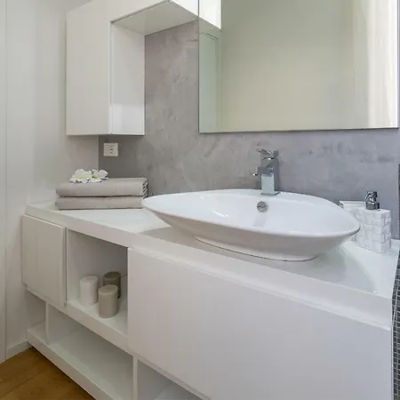 Lägenhet Guestfriendly Q06 - San Basilio Studio